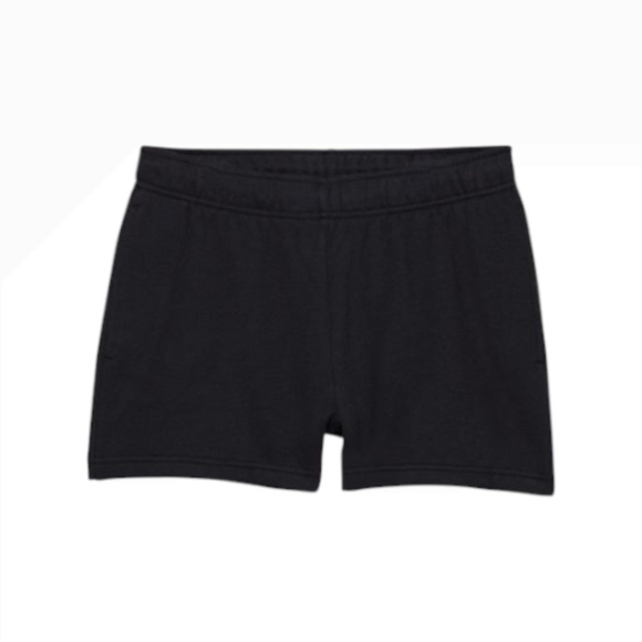 TNA Cozy Fleece Boyfriend Basic 3" Sweatshort - Picture 1 of 1